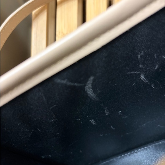 Stylish Crossbody Bag in Beige and Blush Pink - Picture 5 of 5